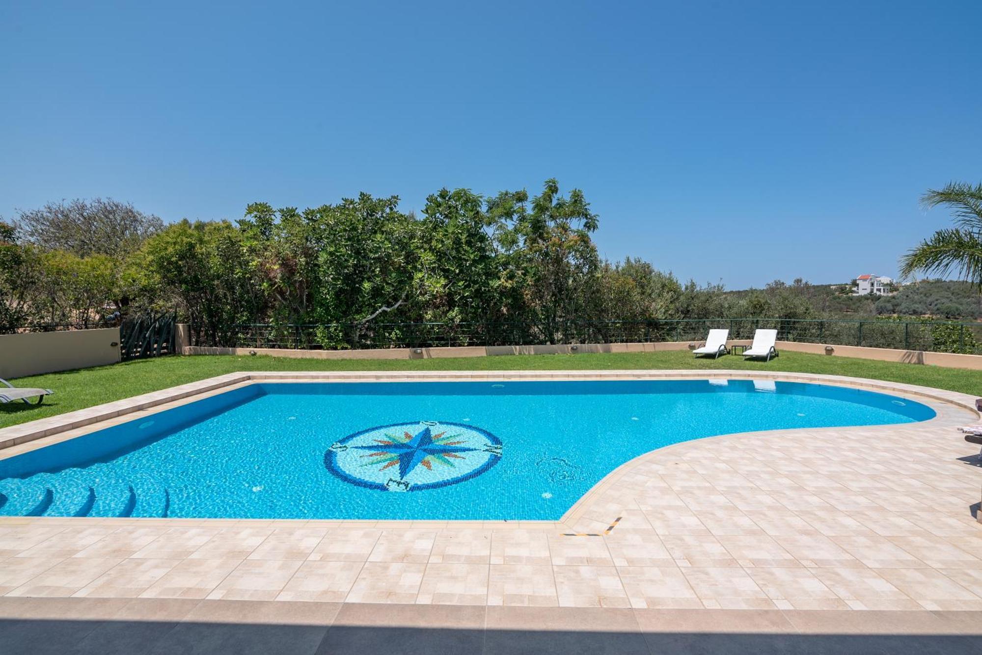Nikola'S Villa Stalos Chania Exterior photo